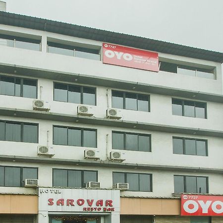 OYO 7727 Hotel Sarovar Grand Kalamboli Buitenkant foto