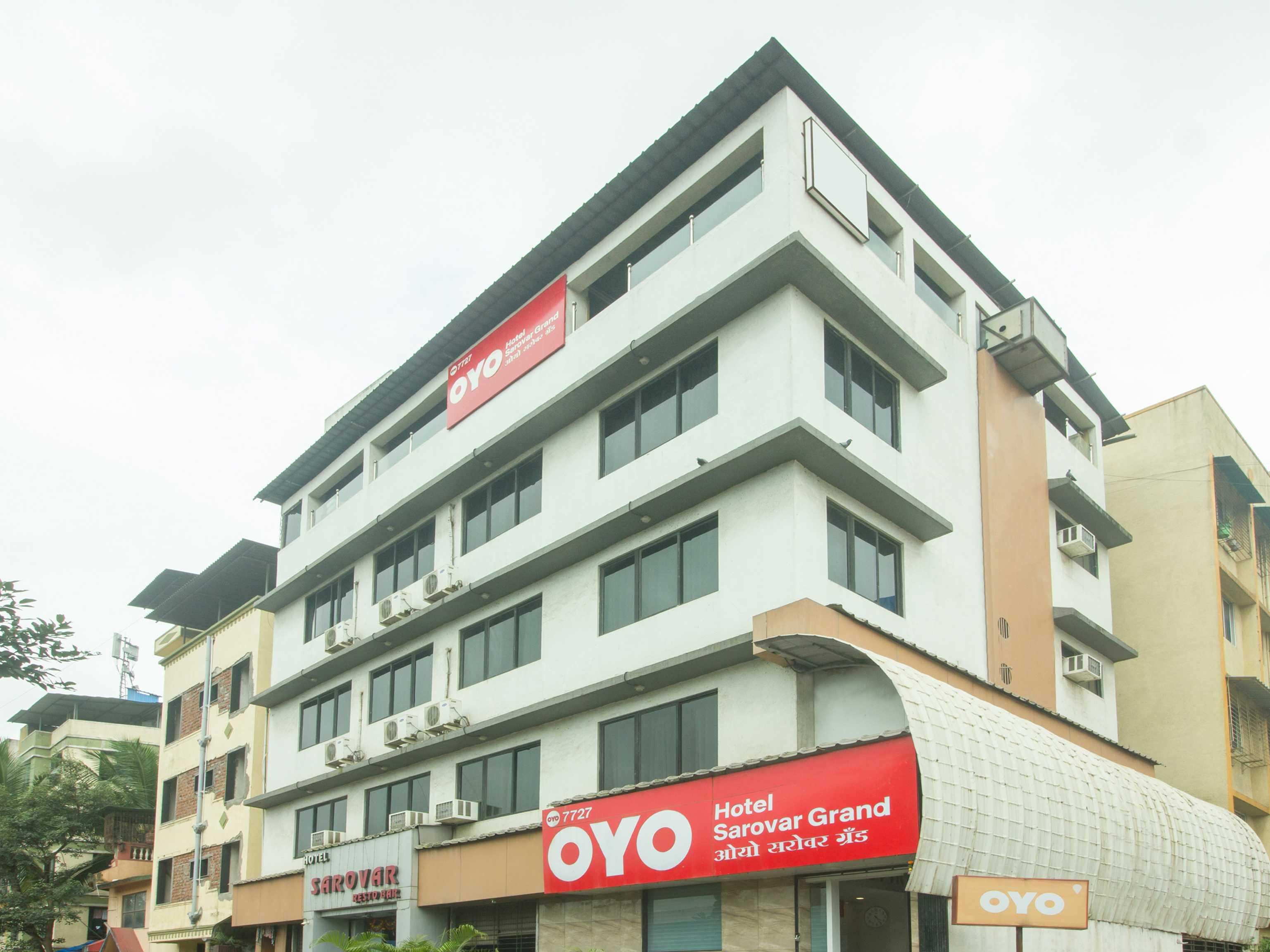 OYO 7727 Hotel Sarovar Grand Kalamboli Buitenkant foto