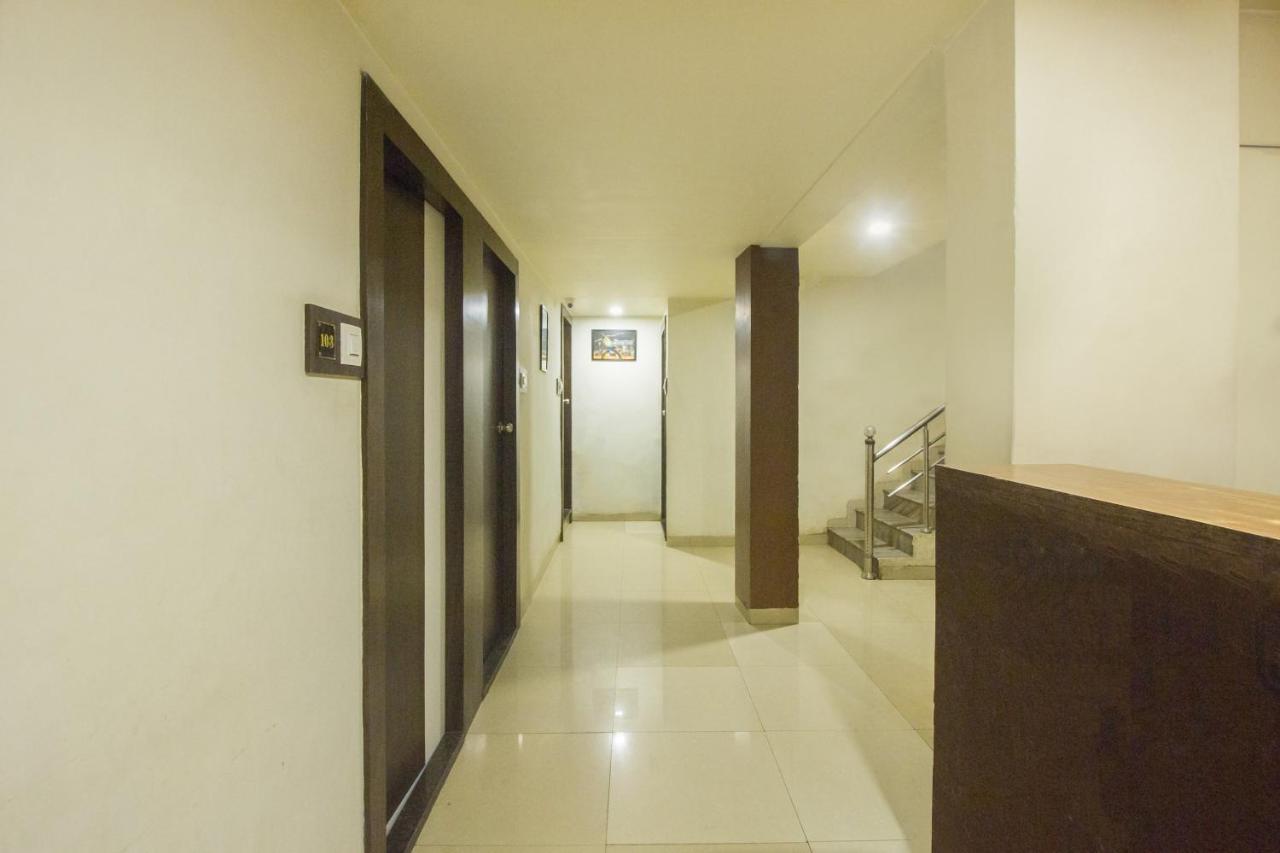 OYO 7727 Hotel Sarovar Grand Kalamboli Buitenkant foto