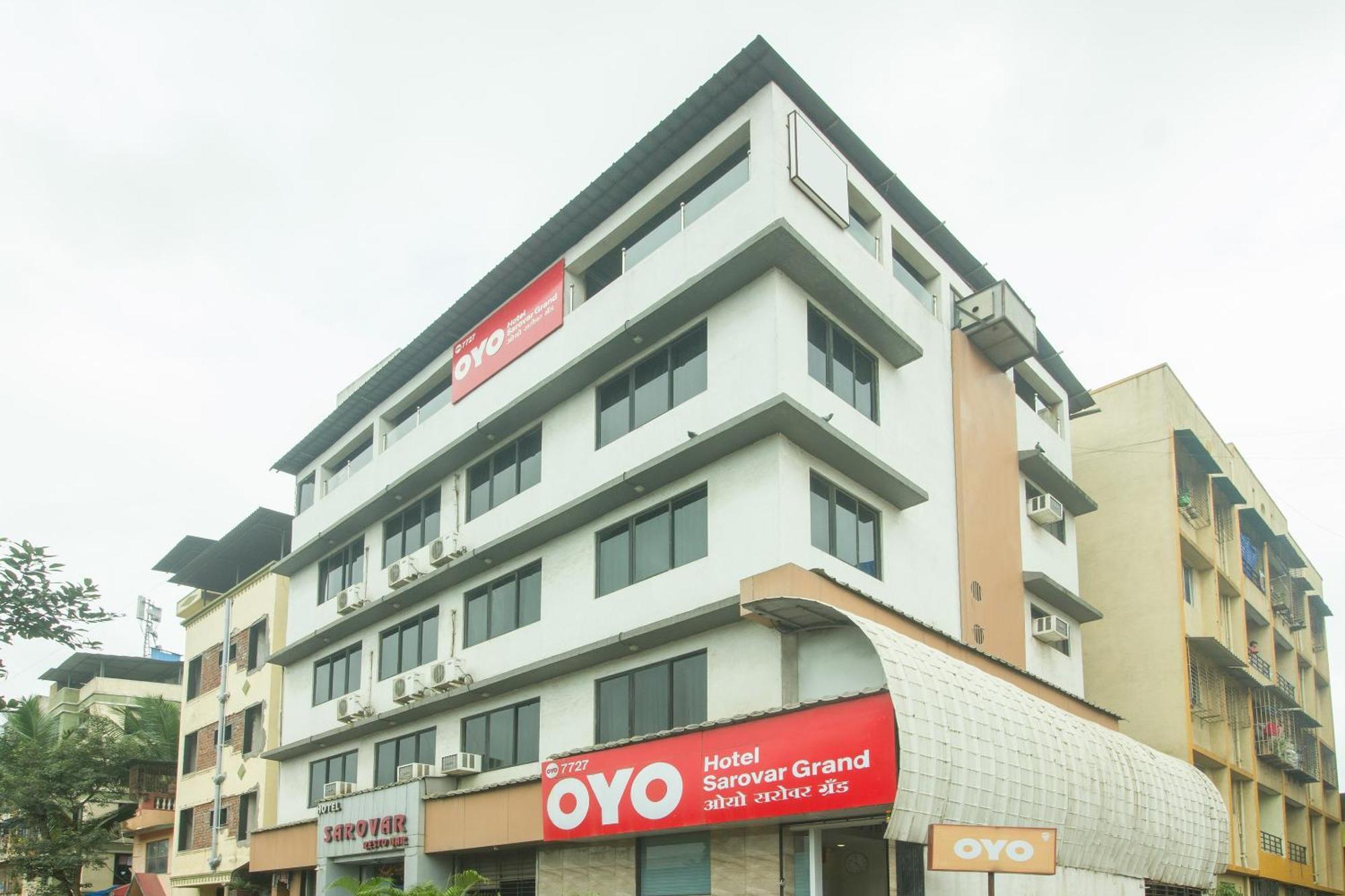 OYO 7727 Hotel Sarovar Grand Kalamboli Buitenkant foto